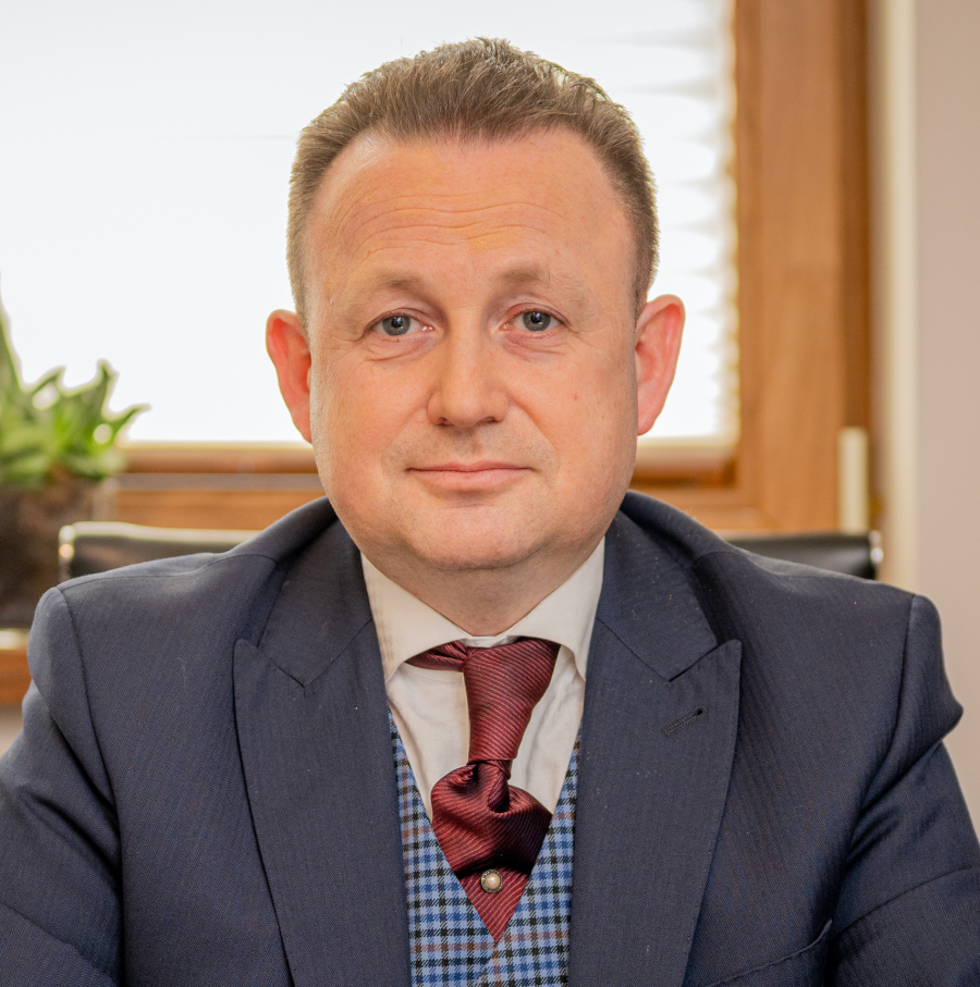 "Zapewniam spokój i bezpieczeństwo prawne moim Klientom 
- chronię ich wolność i majątek"
 adw. Antoni Koprowski